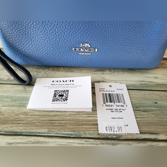 Coach Contrast Double Zip Wallet /Wristlet In Sky Blue Multi New w/tags CF477 - Picture 14 of 14